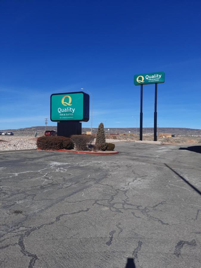 Quality Inn & Suites Grants - I-40 Luaran gambar