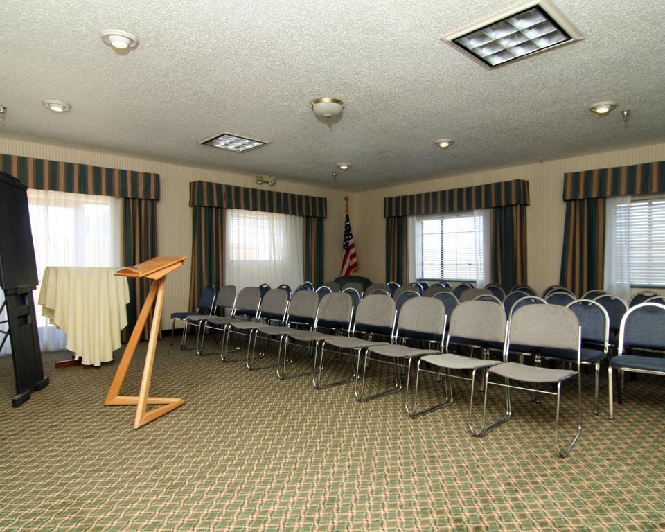 Quality Inn & Suites Grants - I-40 Luaran gambar