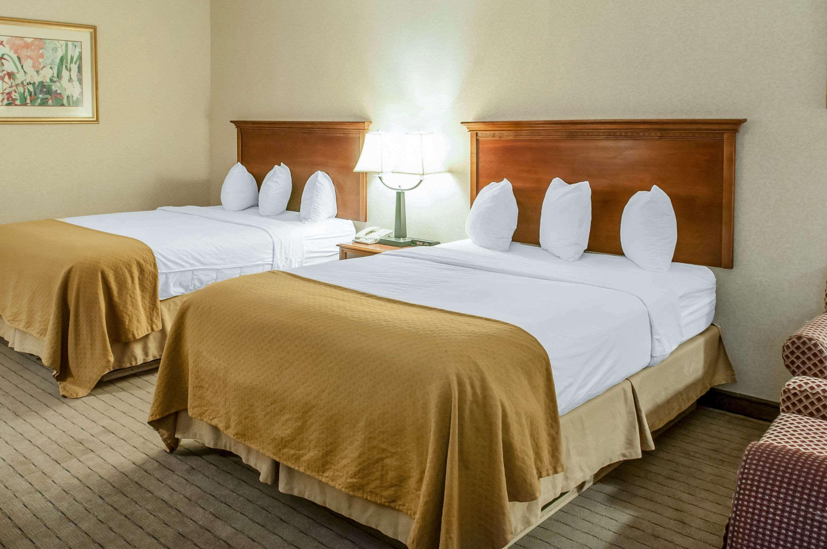 Quality Inn & Suites Grants - I-40 Luaran gambar