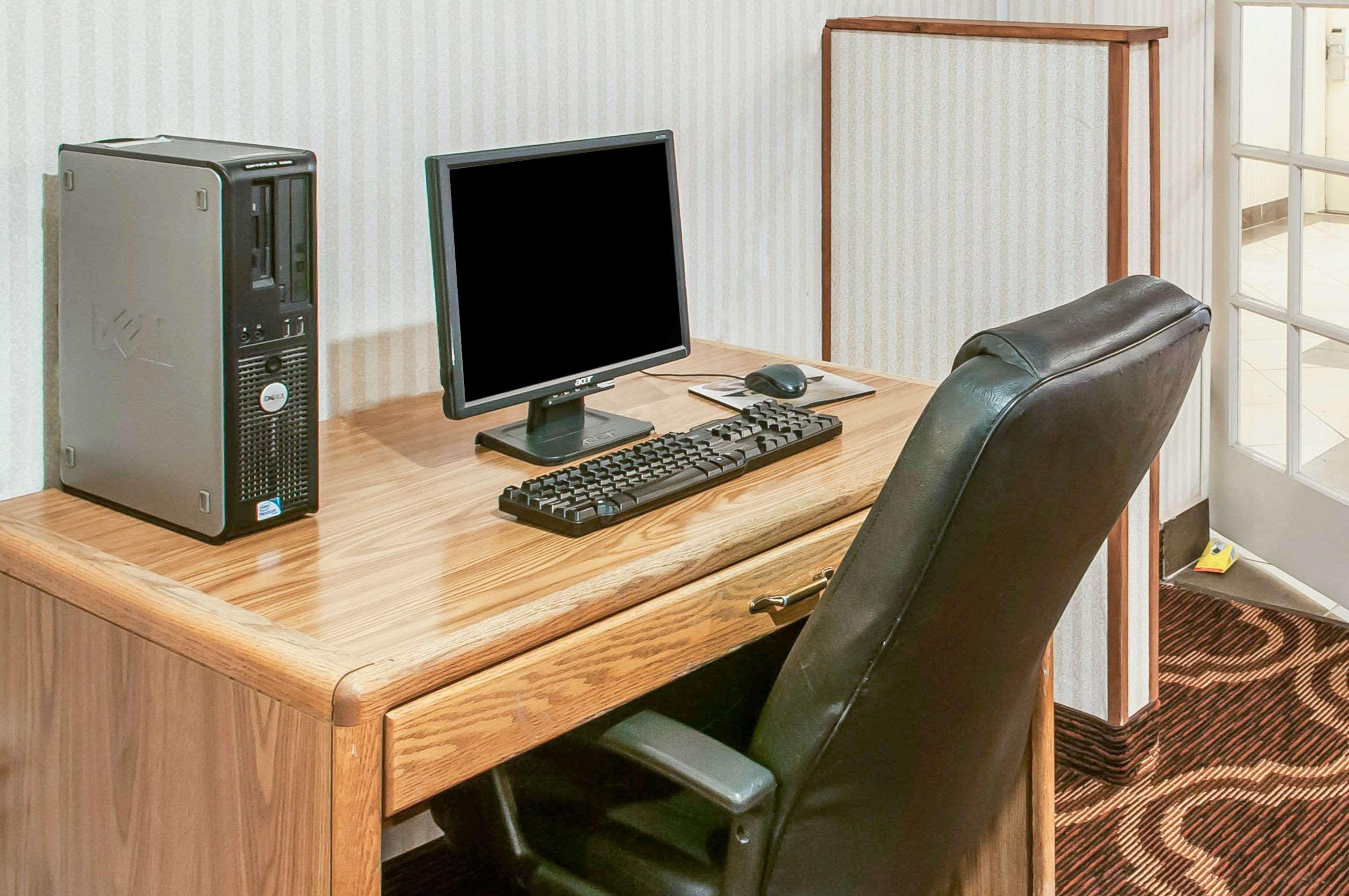 Quality Inn & Suites Grants - I-40 Luaran gambar