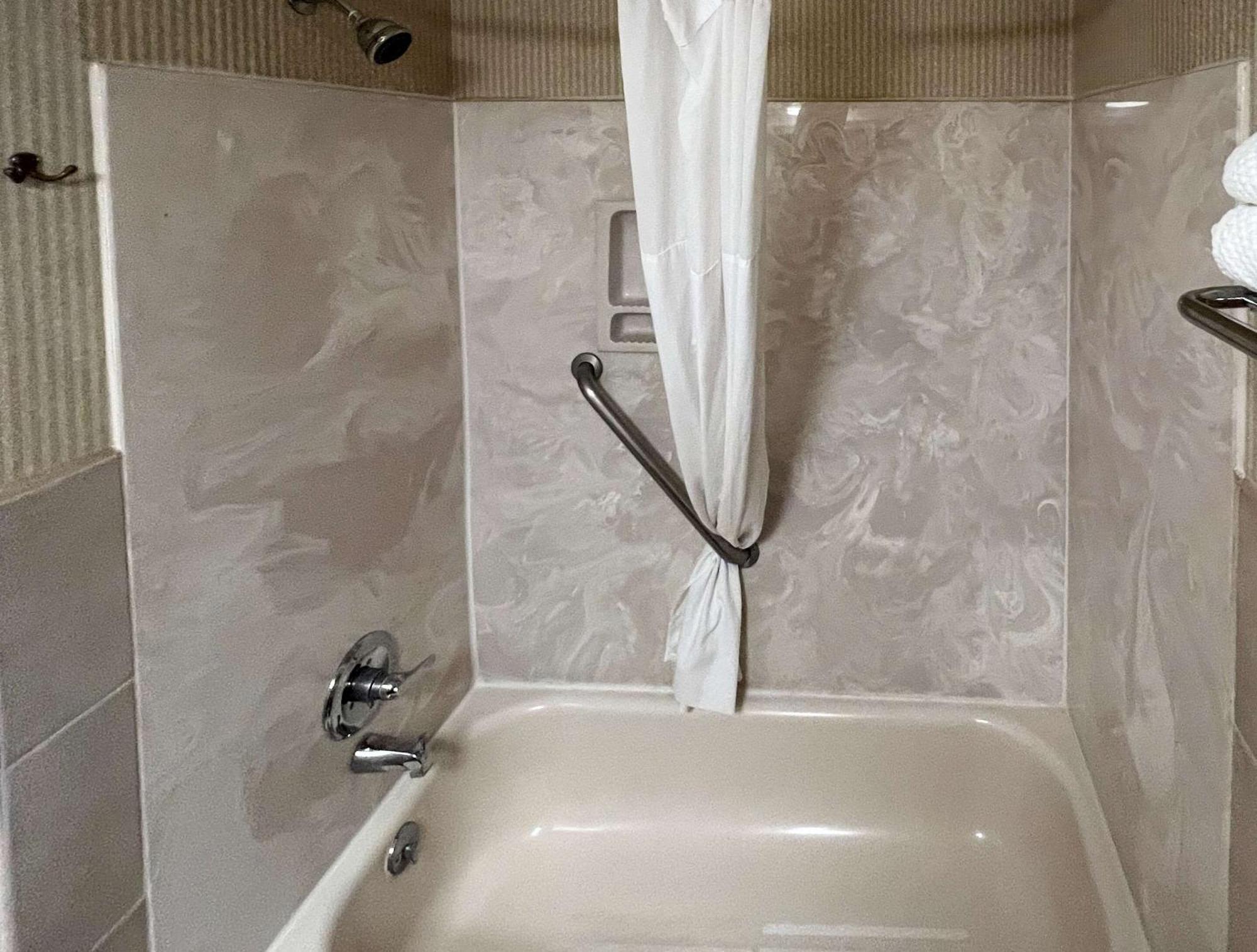 Quality Inn & Suites Grants - I-40 Luaran gambar