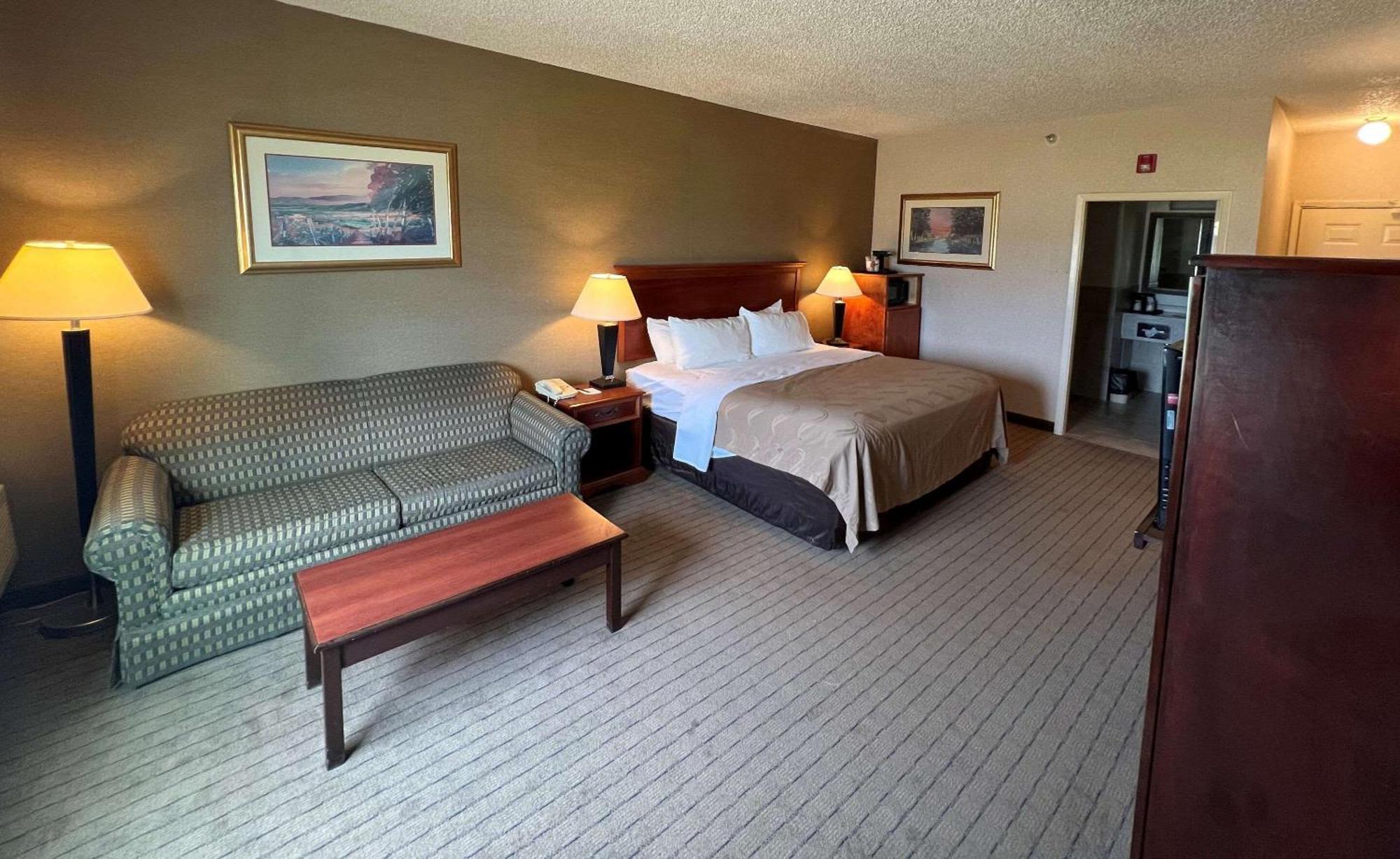 Quality Inn & Suites Grants - I-40 Luaran gambar