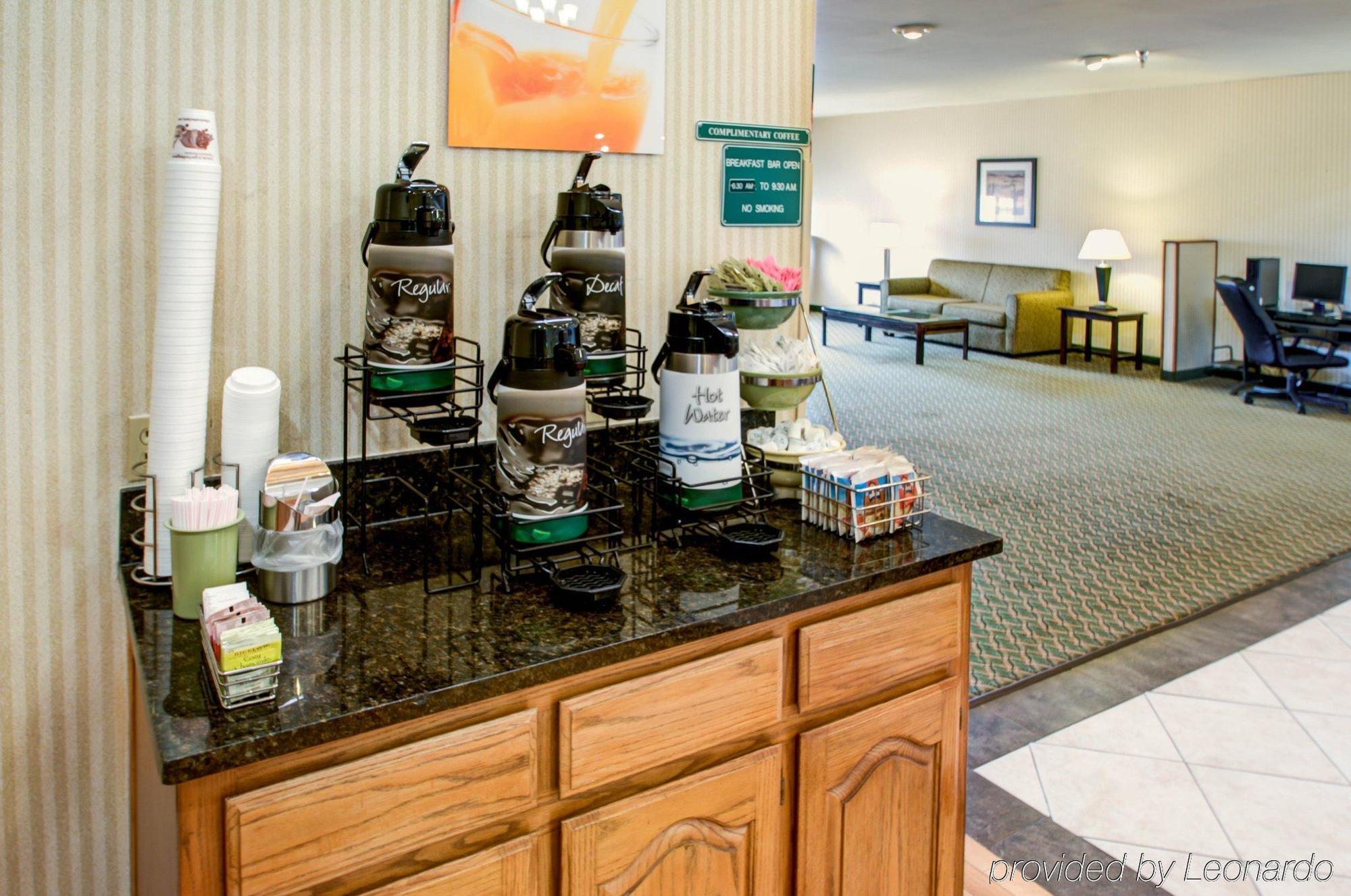 Quality Inn & Suites Grants - I-40 Luaran gambar
